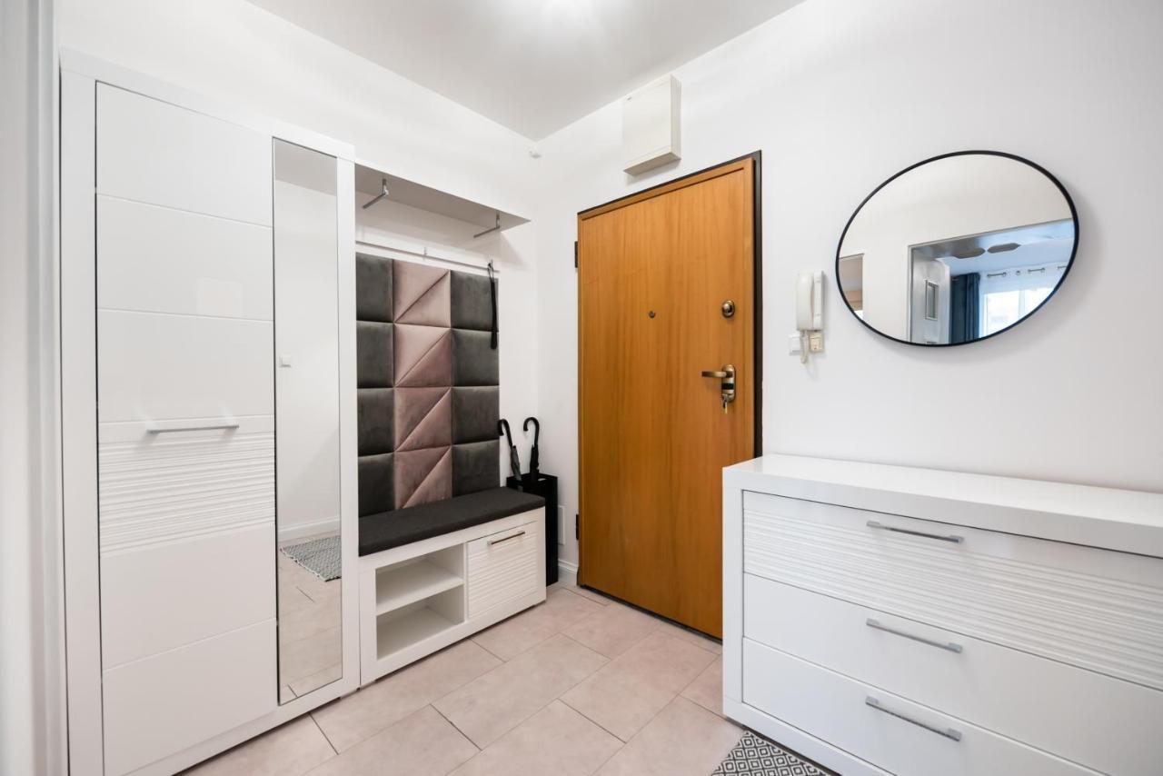ורשה Metro Kondratowicza Velvet Apartment מראה חיצוני תמונה