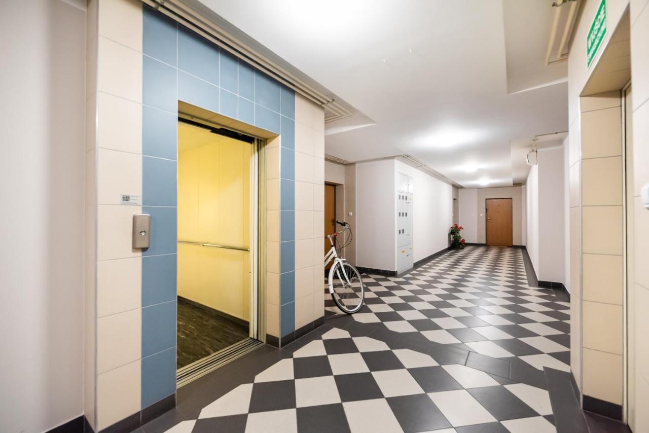 ורשה Metro Kondratowicza Velvet Apartment מראה חיצוני תמונה